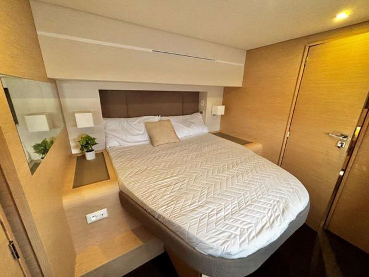 yacht-538378