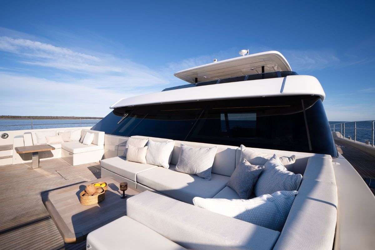yacht-546804
