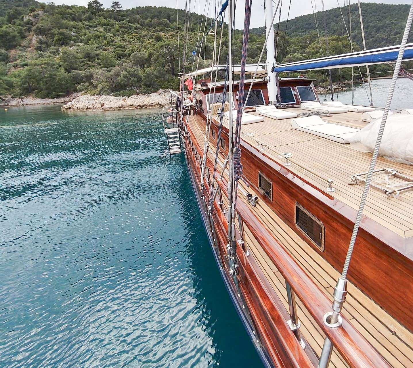 yacht-547733