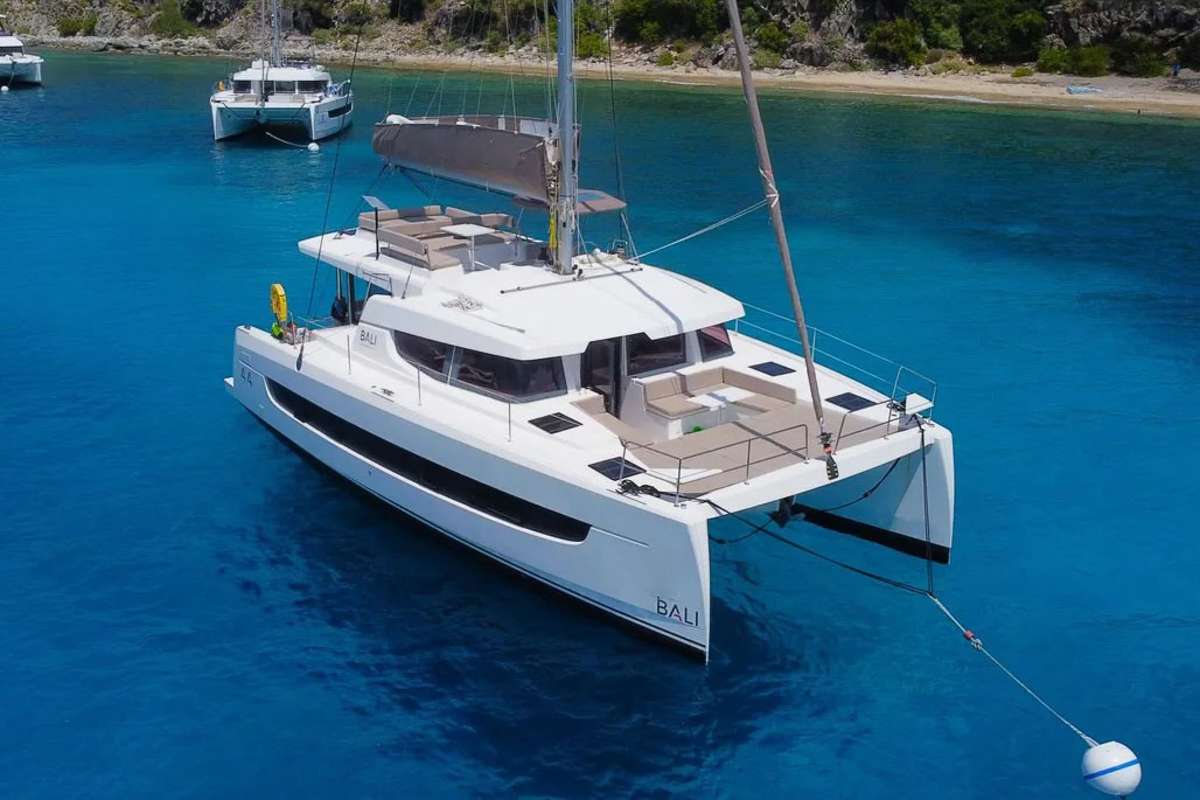 yacht-548440
