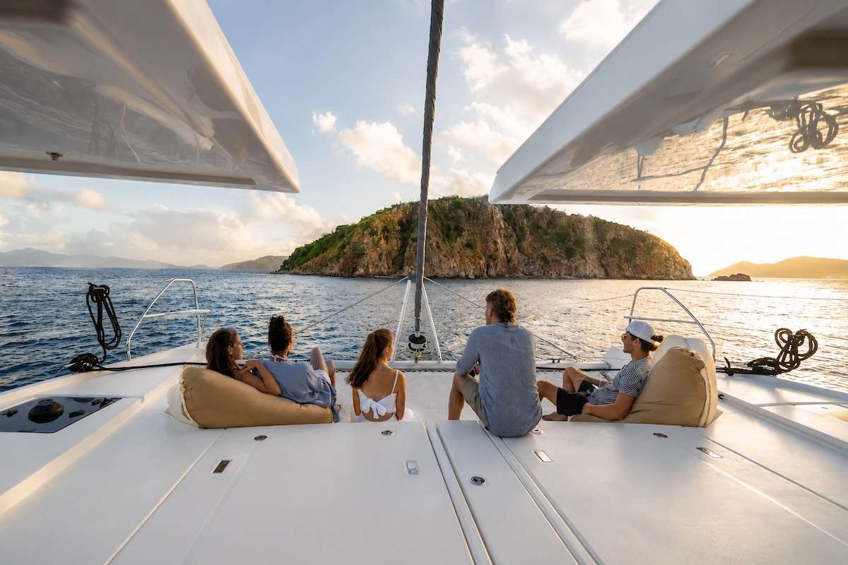 yacht-548890