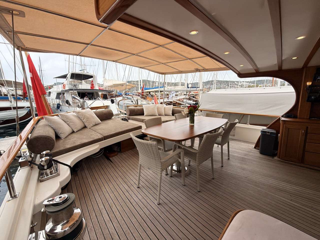 yacht-548567