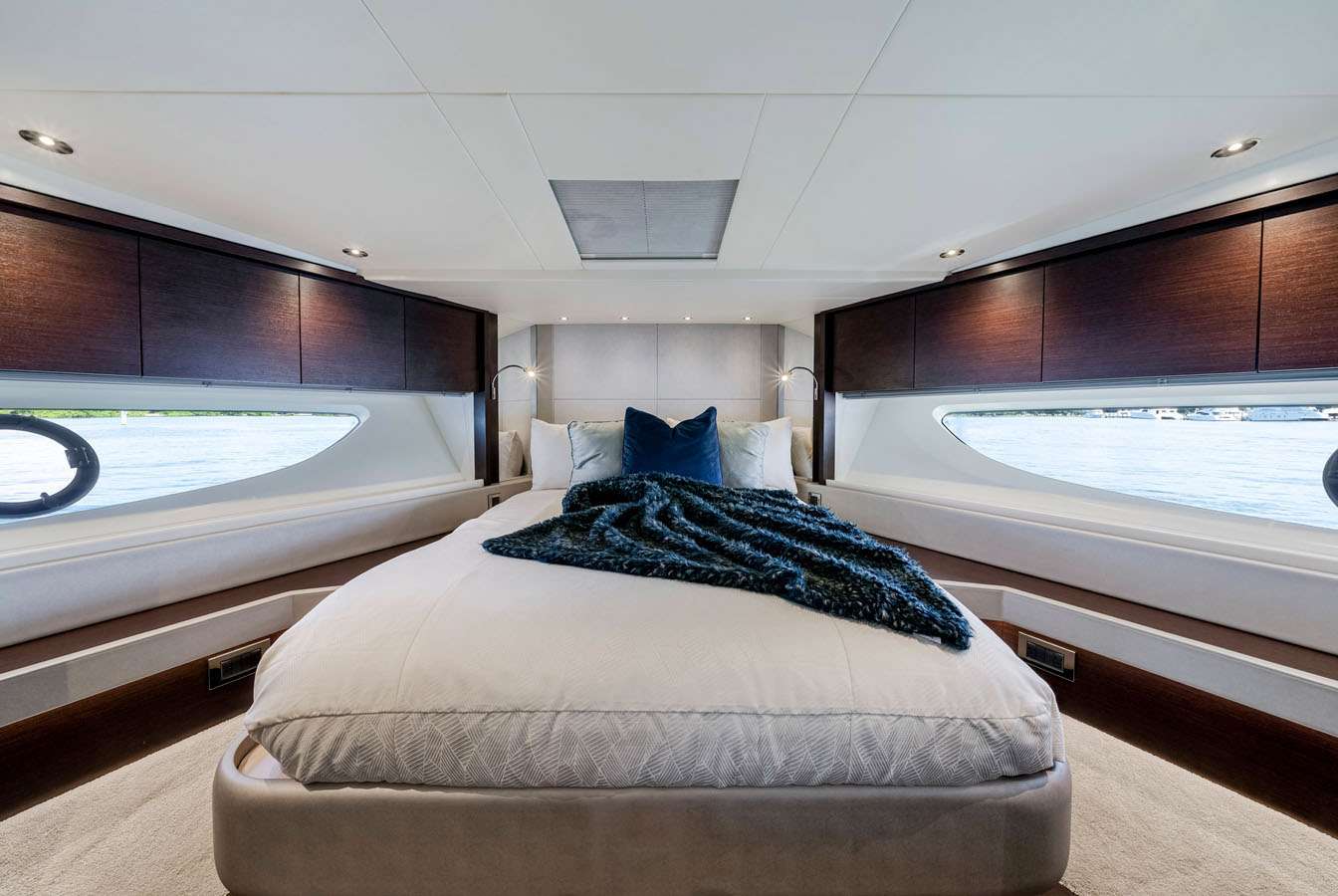 yacht-548533