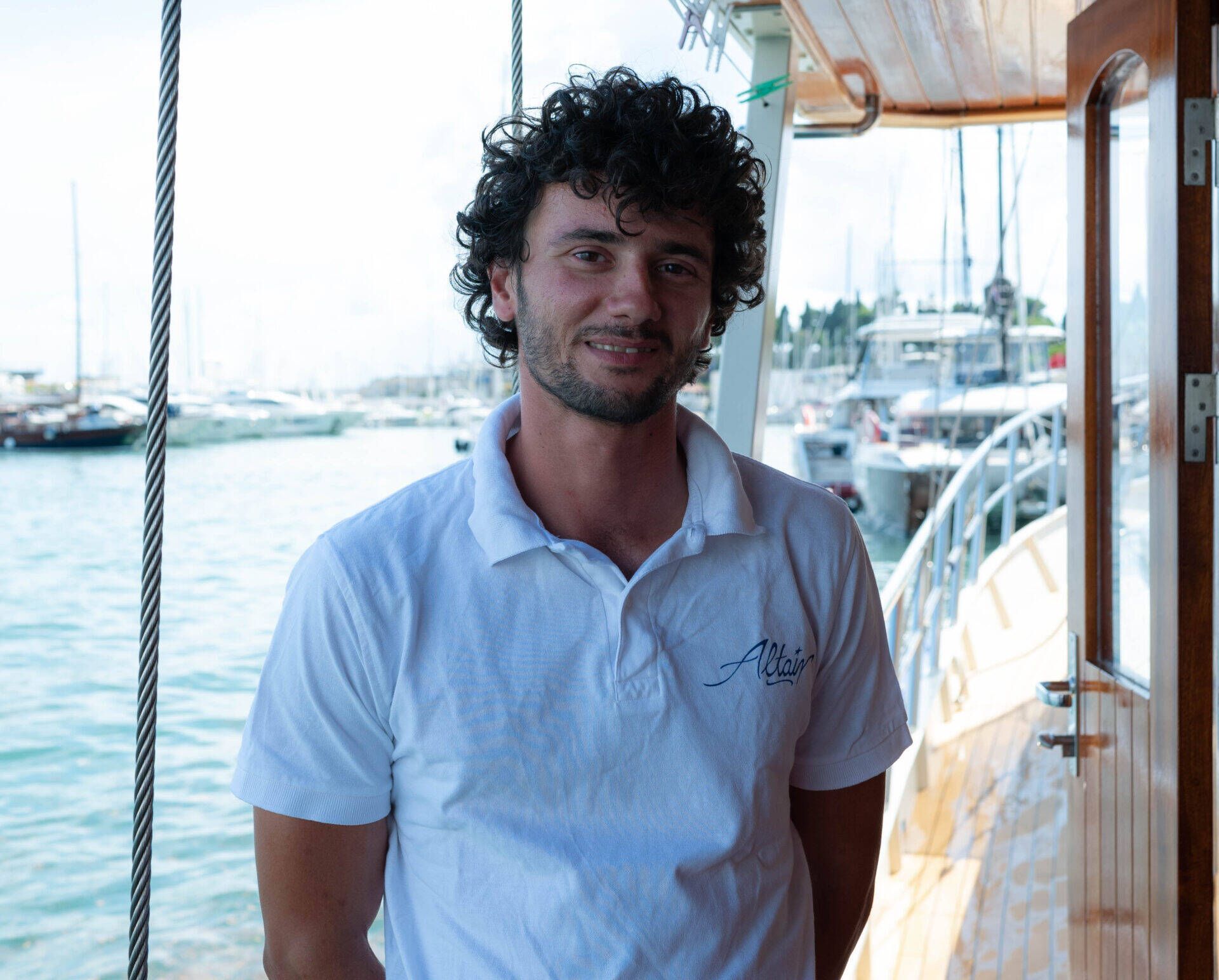 crew-1860571