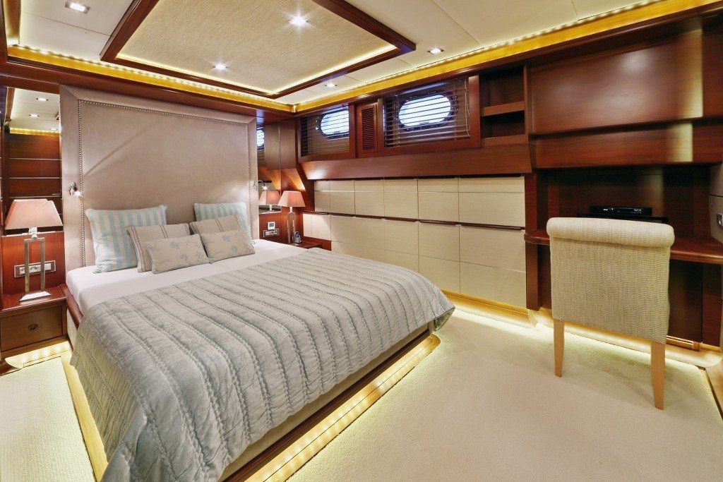 yacht-73926