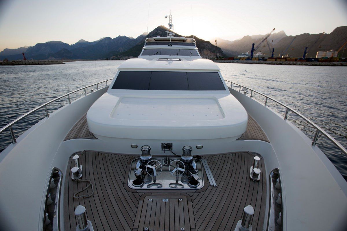 yacht-74020