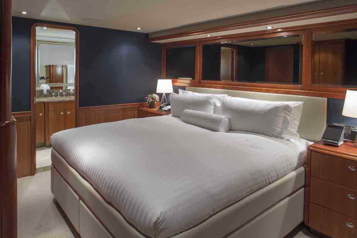 yacht-74062
