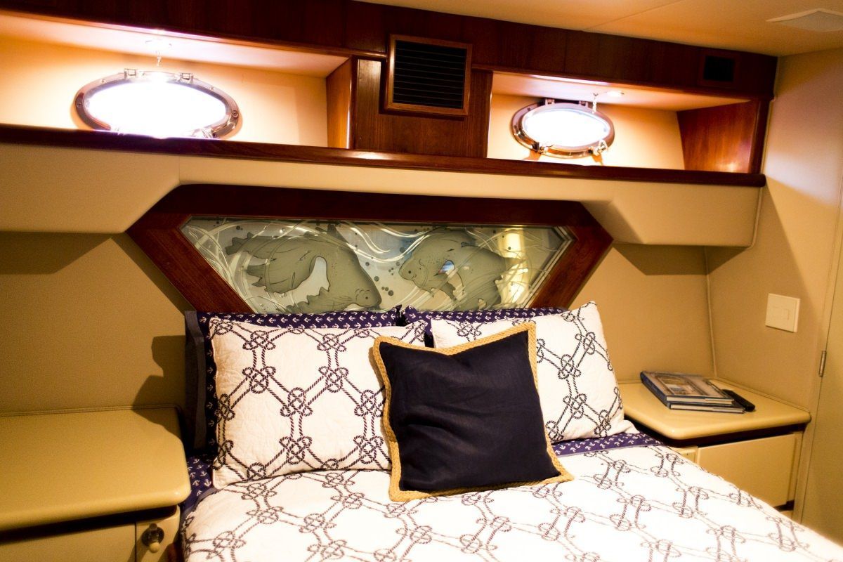 yacht-7681