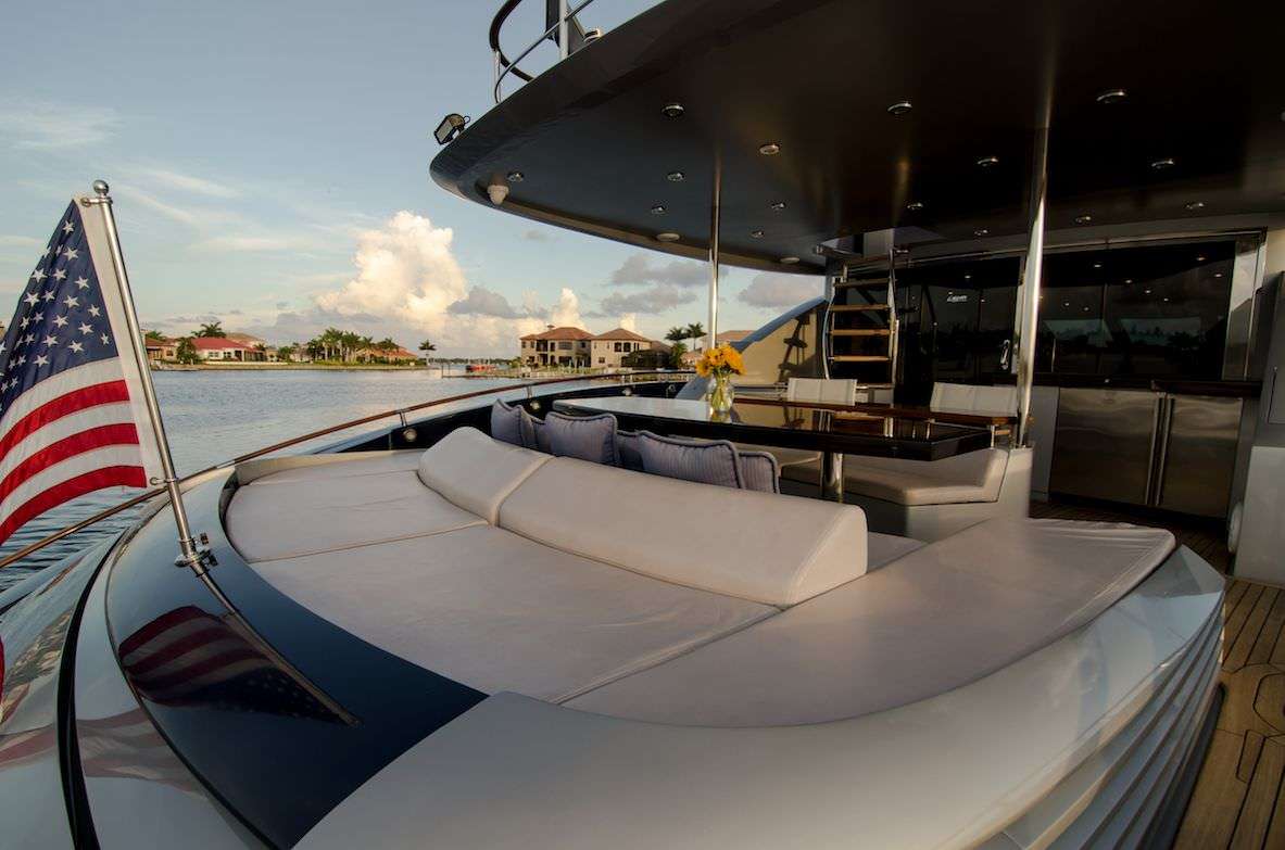 yacht-81535