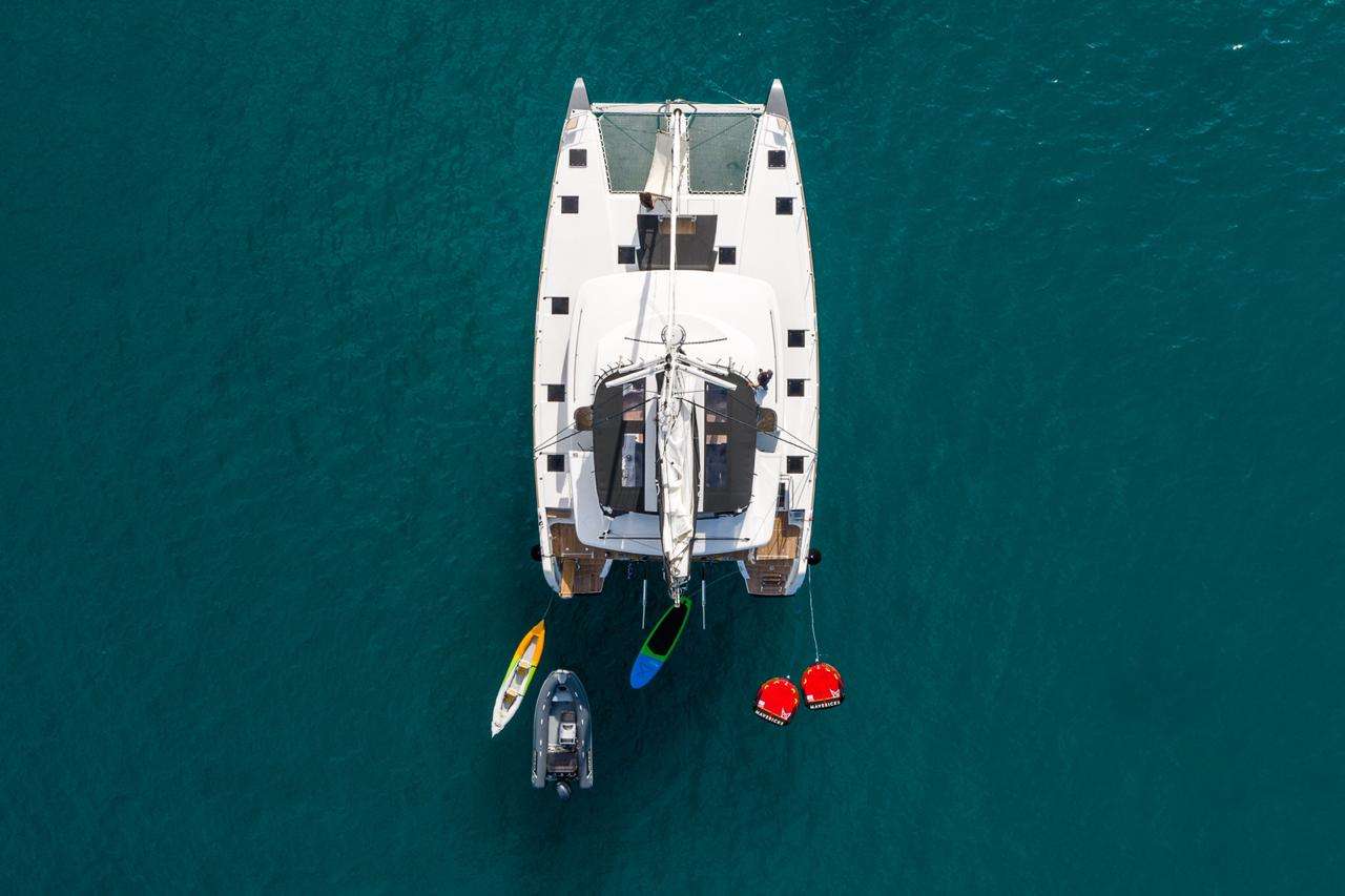 yacht-82329