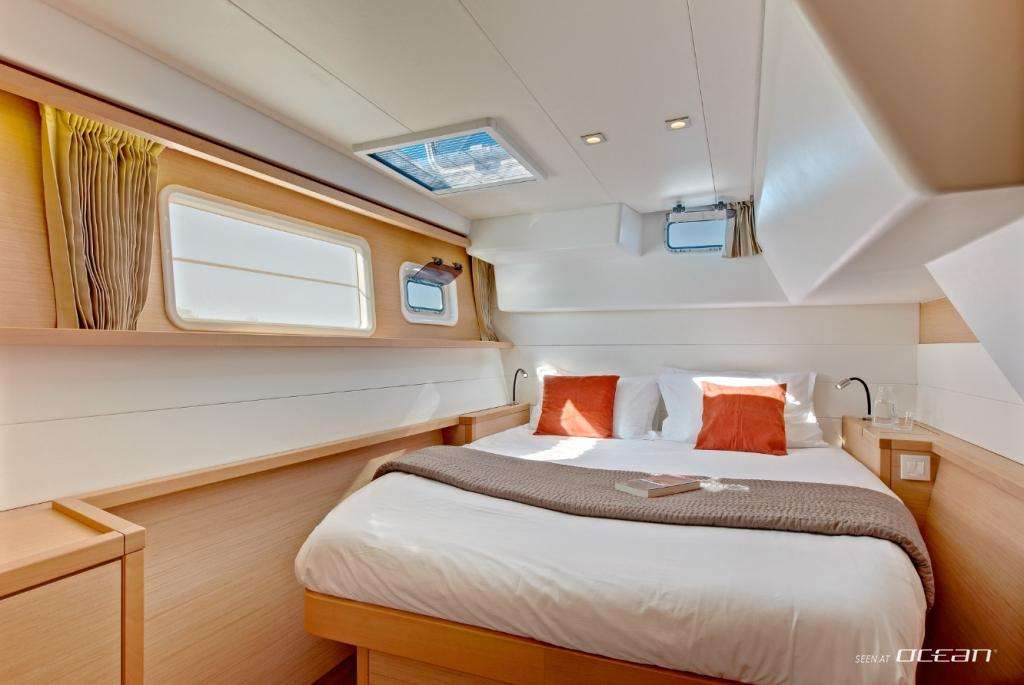yacht-145507