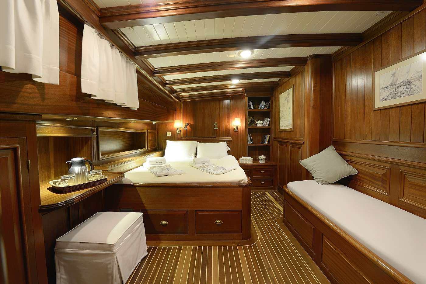yacht-84905