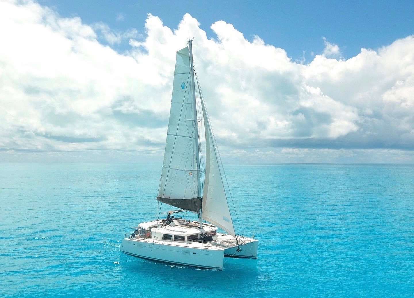 yacht-86488
