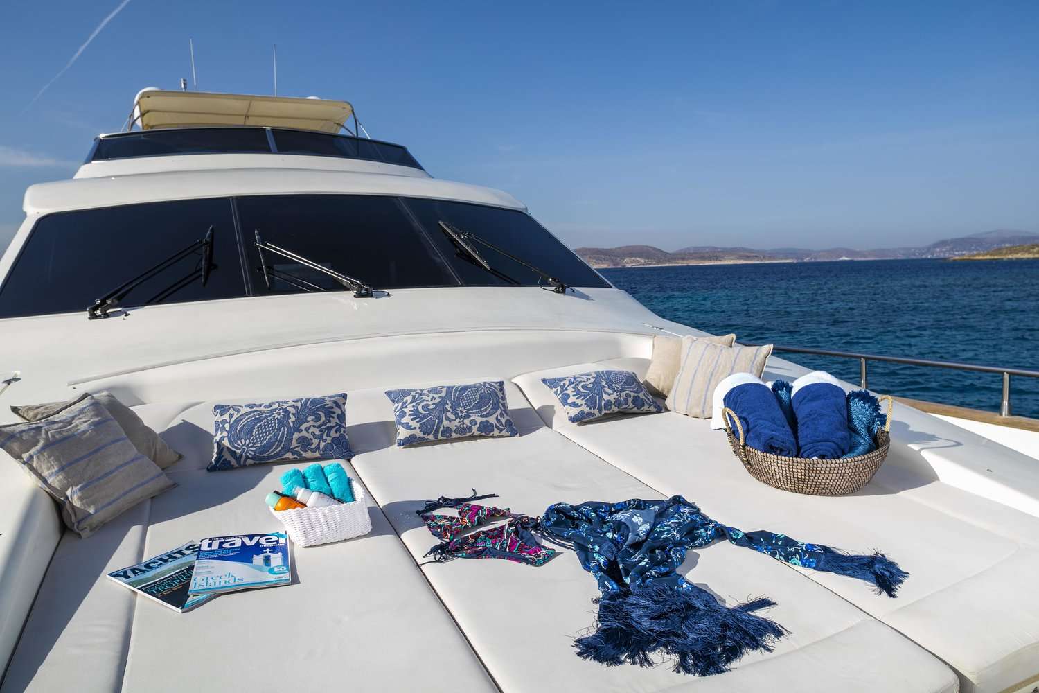 yacht-94764