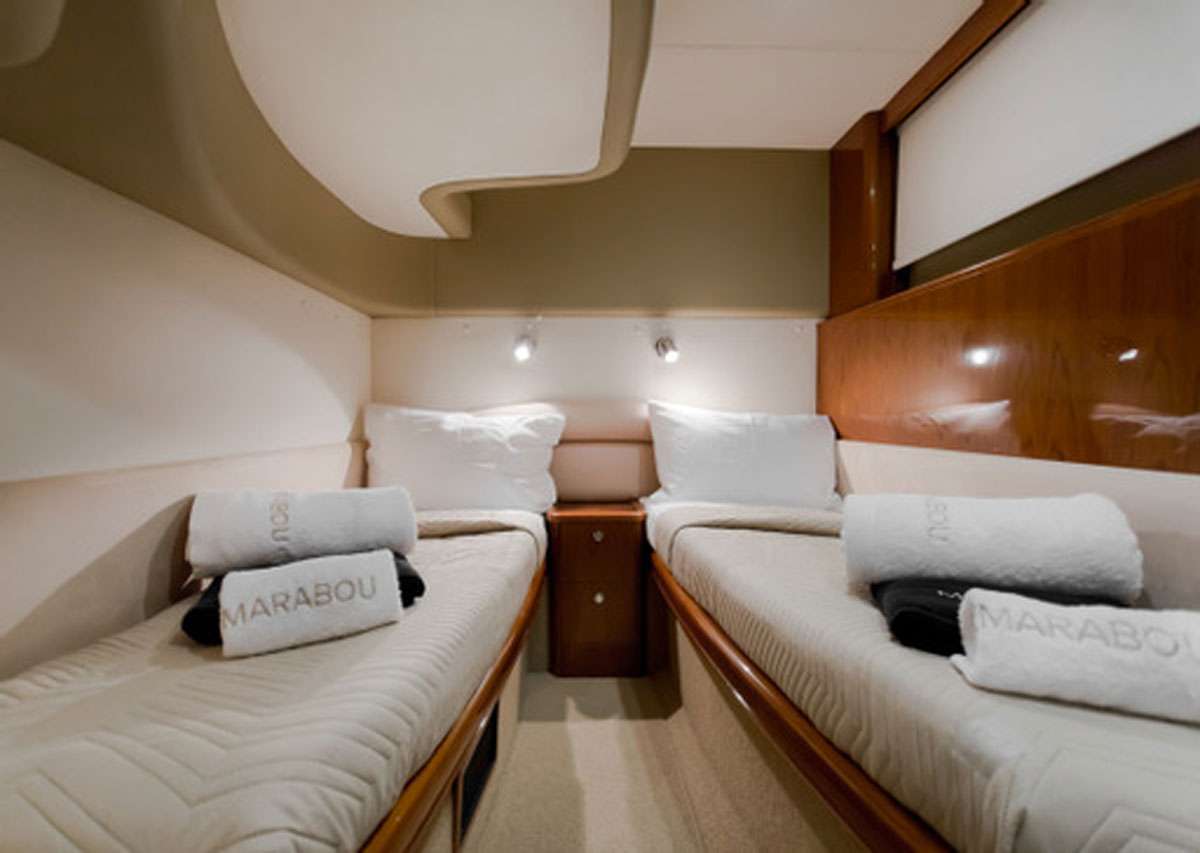 yacht-94903