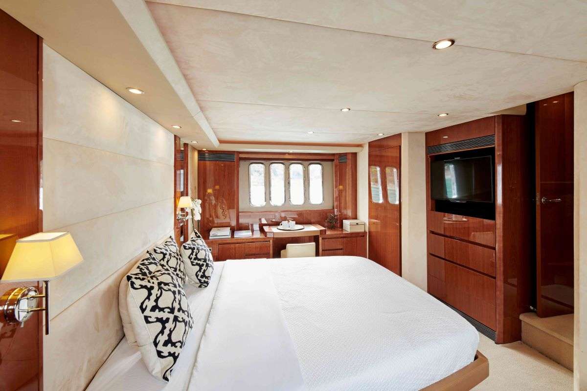 yacht-95341