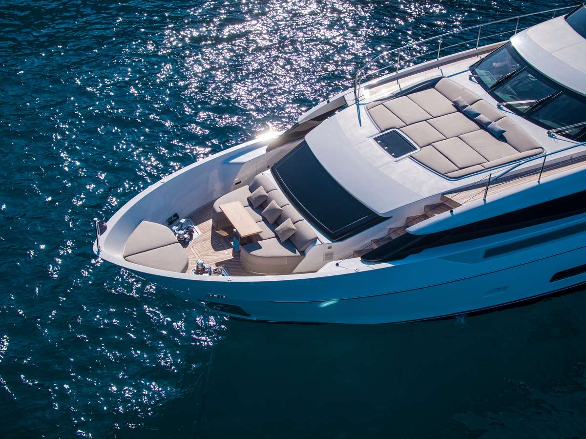 yacht-98729