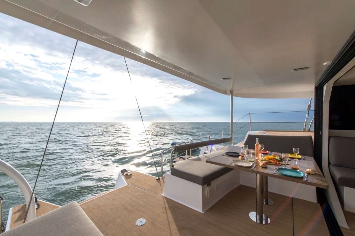 yacht-145995