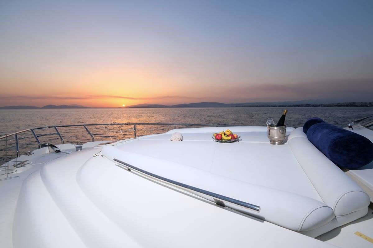 yacht-105308