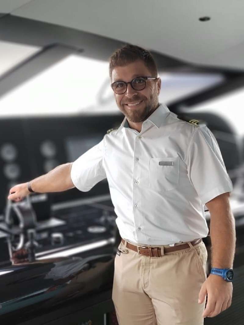 crew-653903