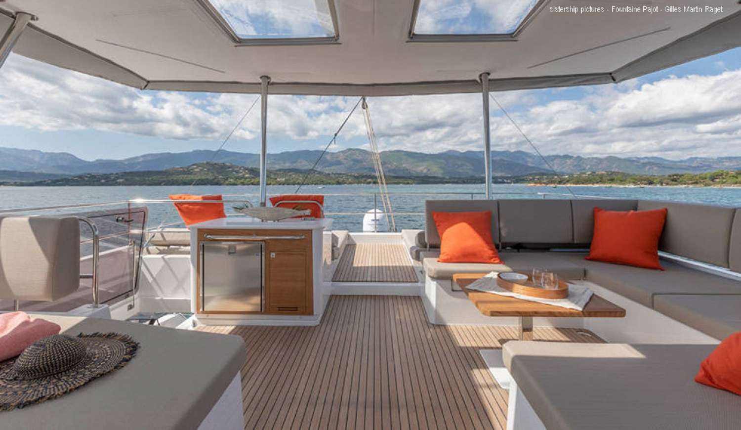 yacht-108470
