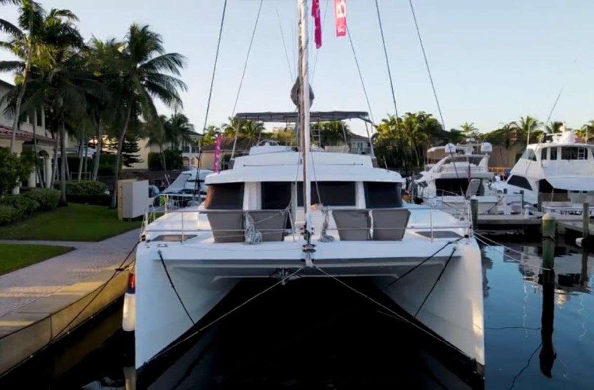 yacht-158041