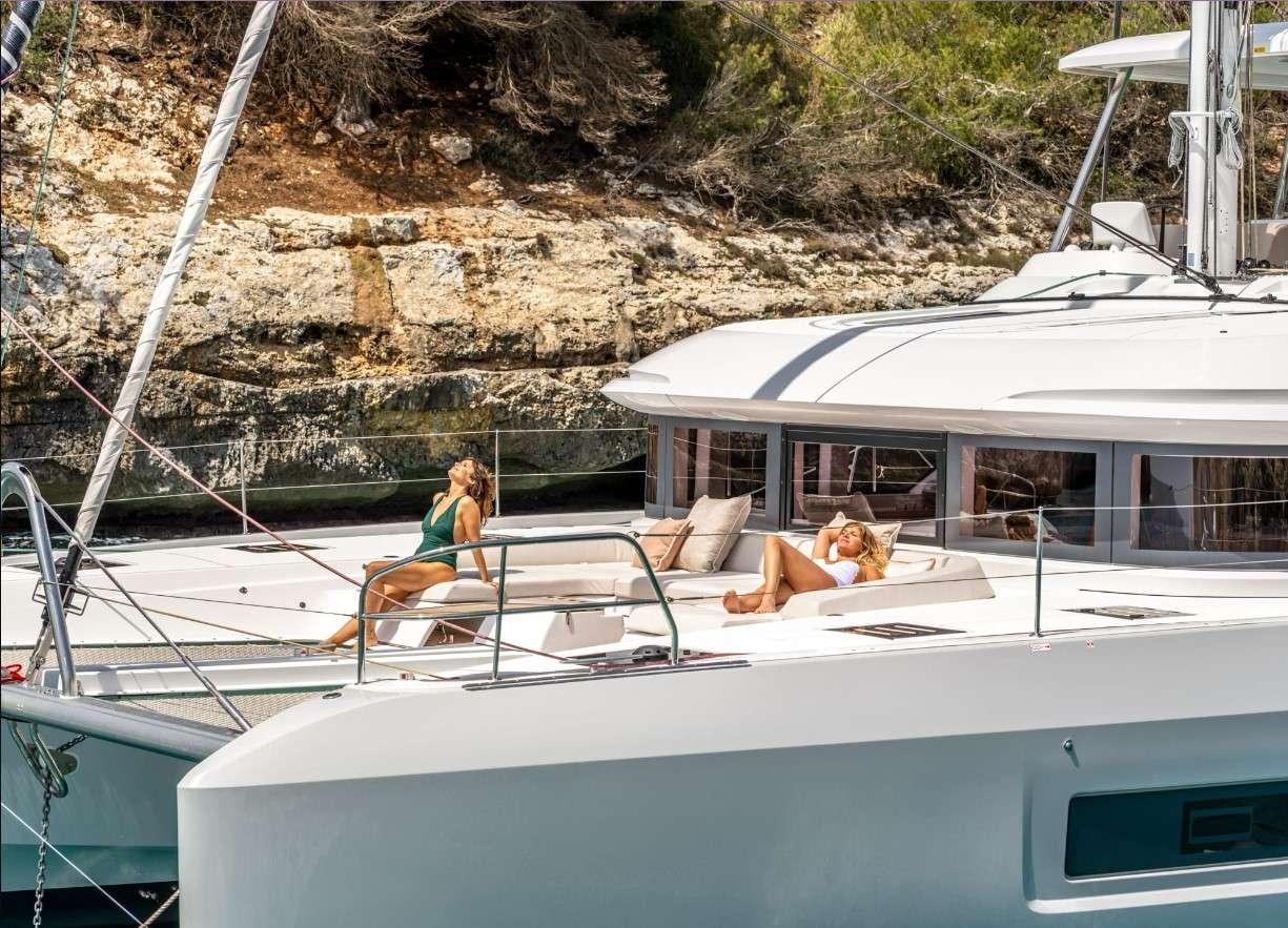 yacht-145478