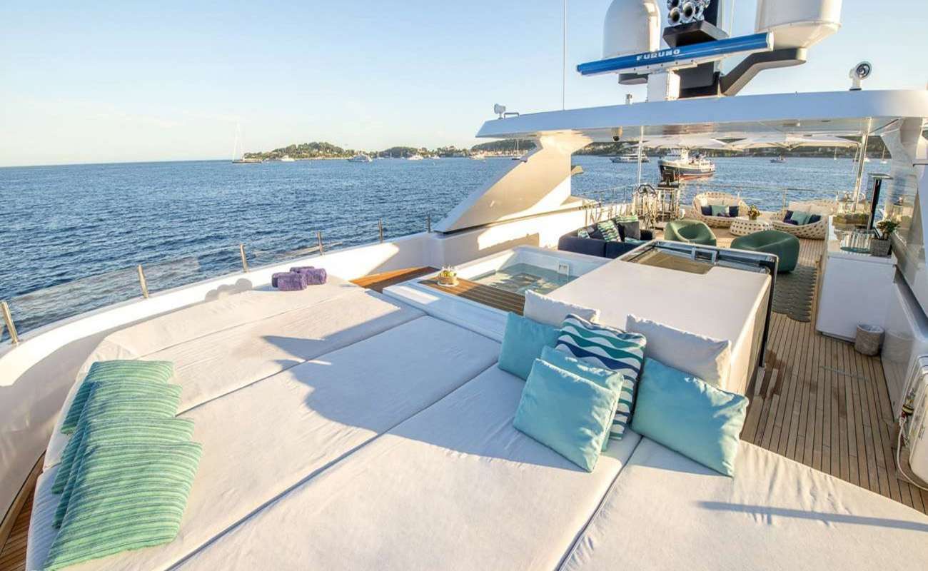 yacht-151020