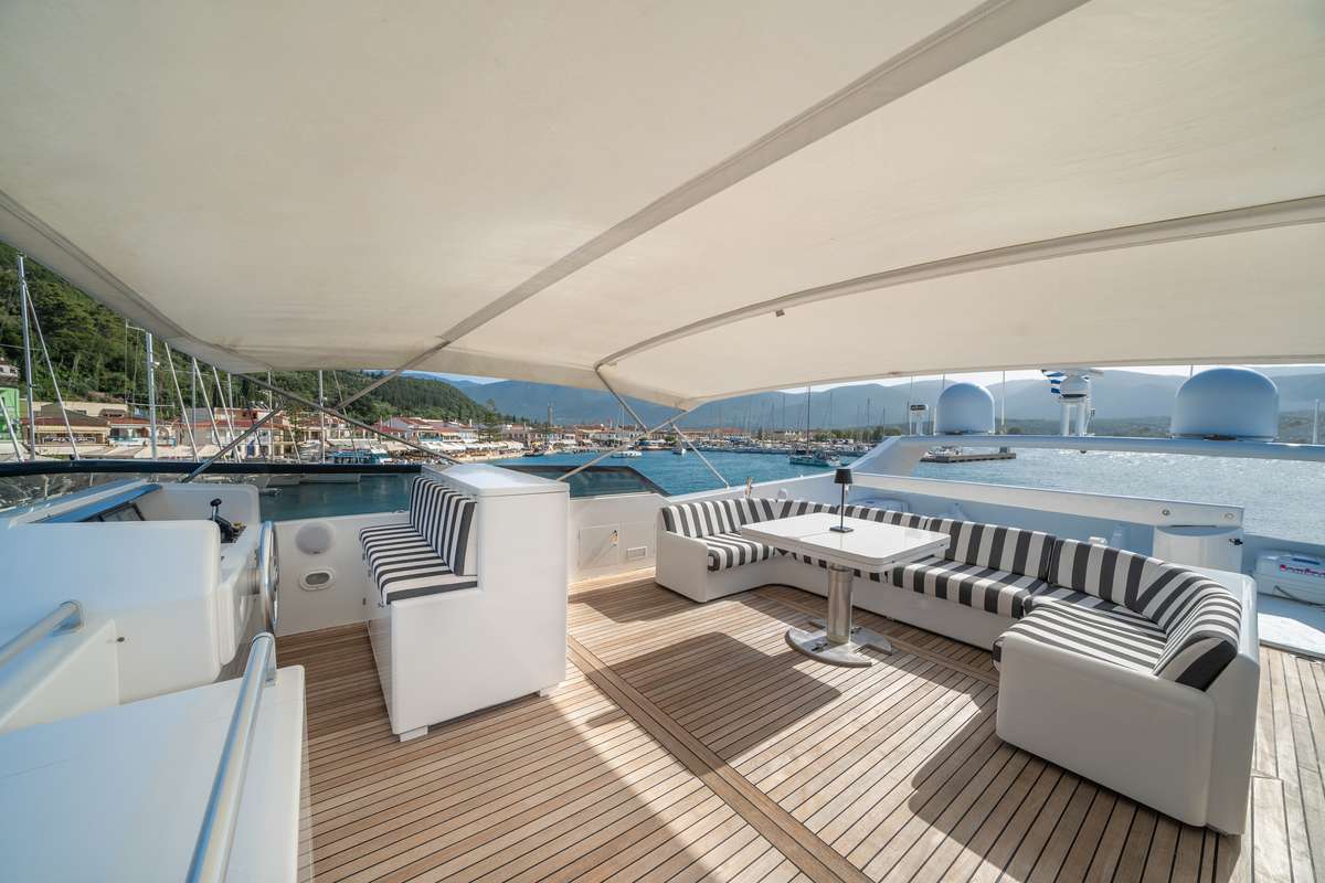 yacht-150126
