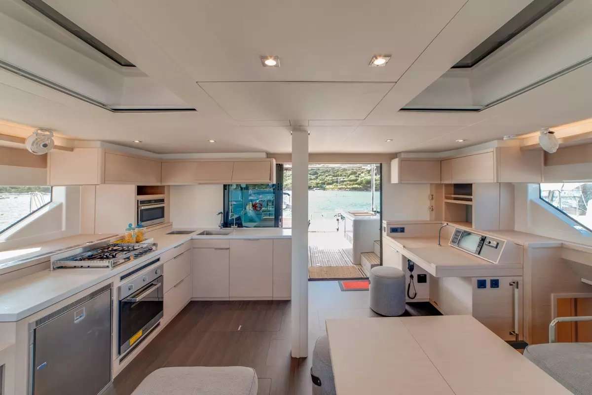 yacht-520485
