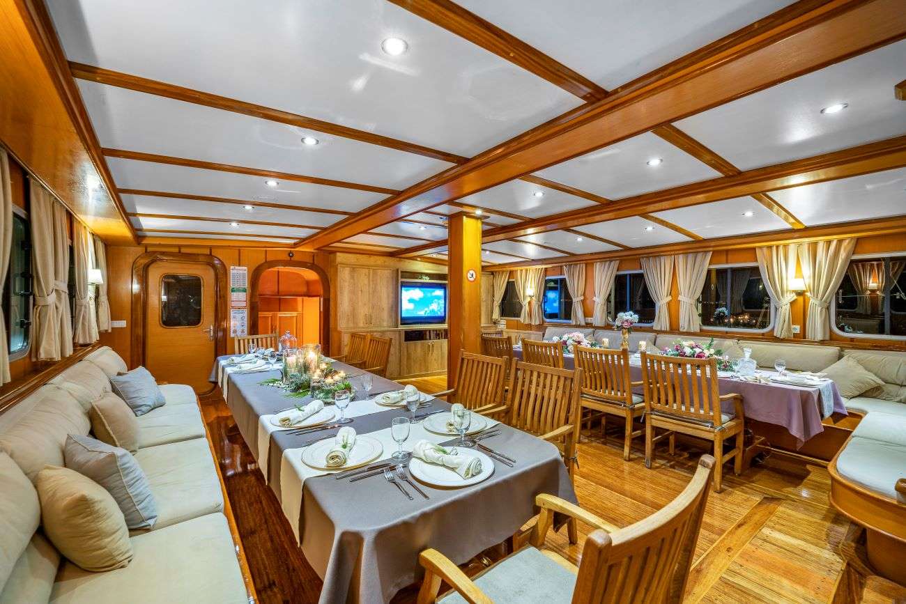yacht-526723
