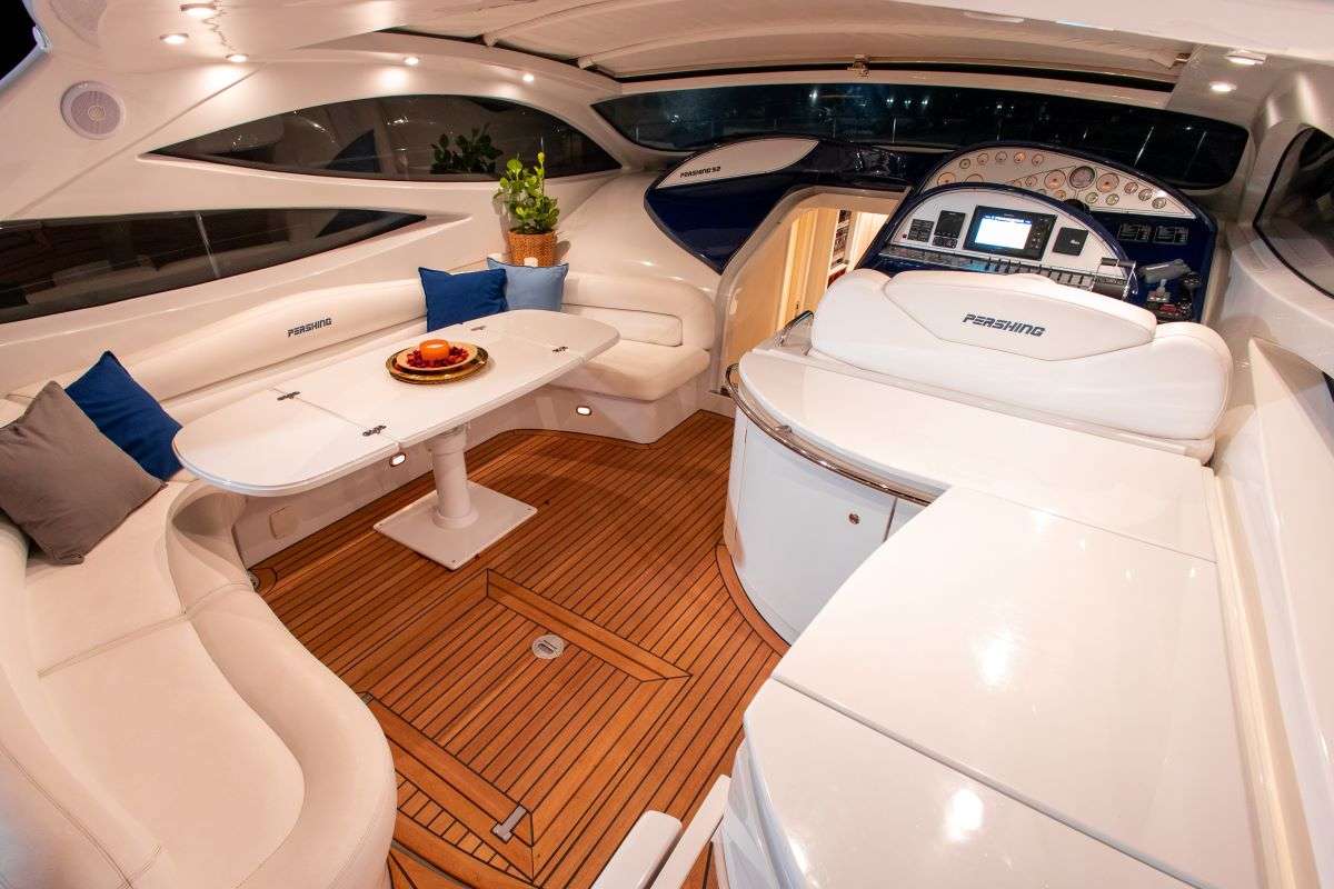 yacht-518201