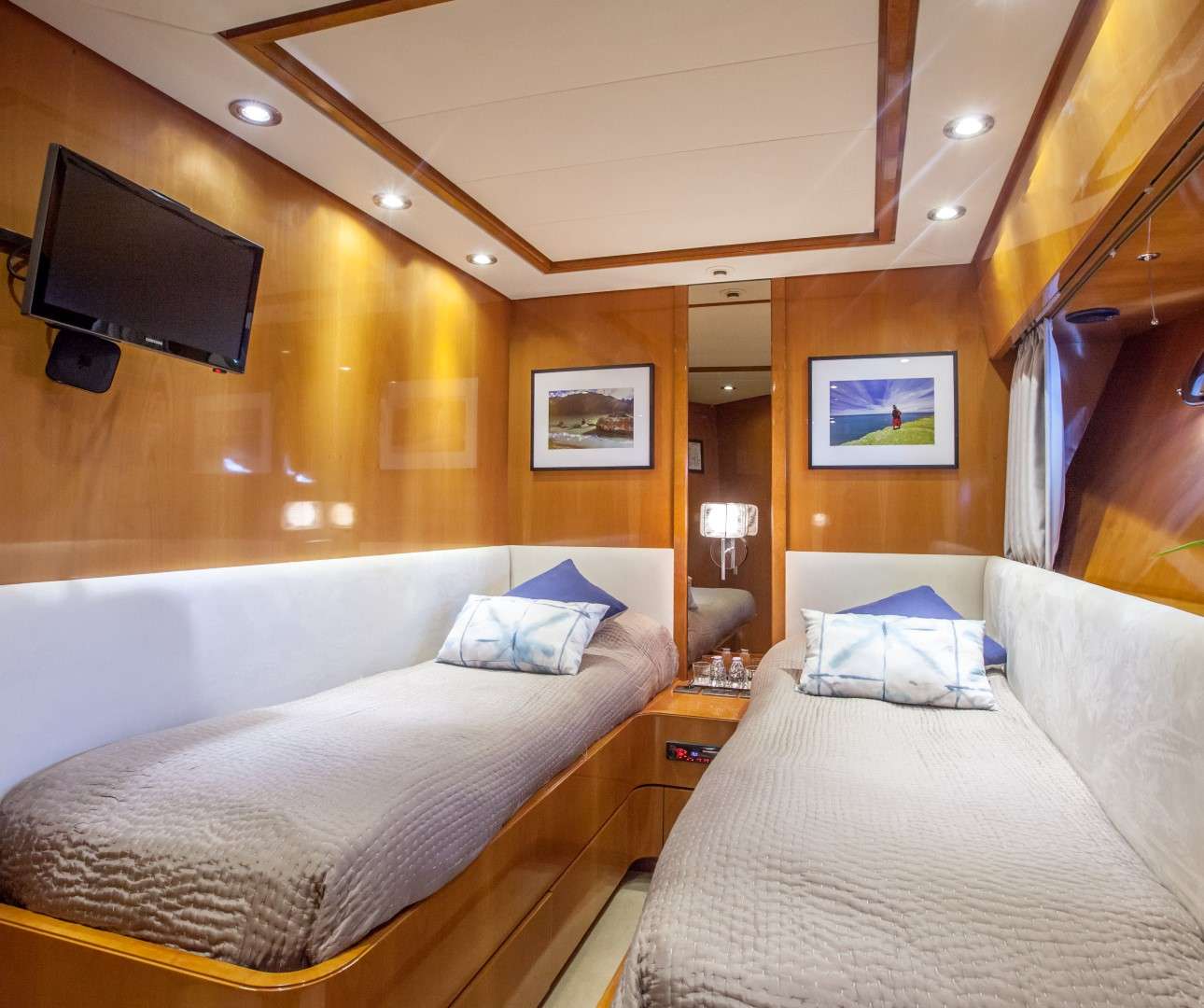 yacht-523432