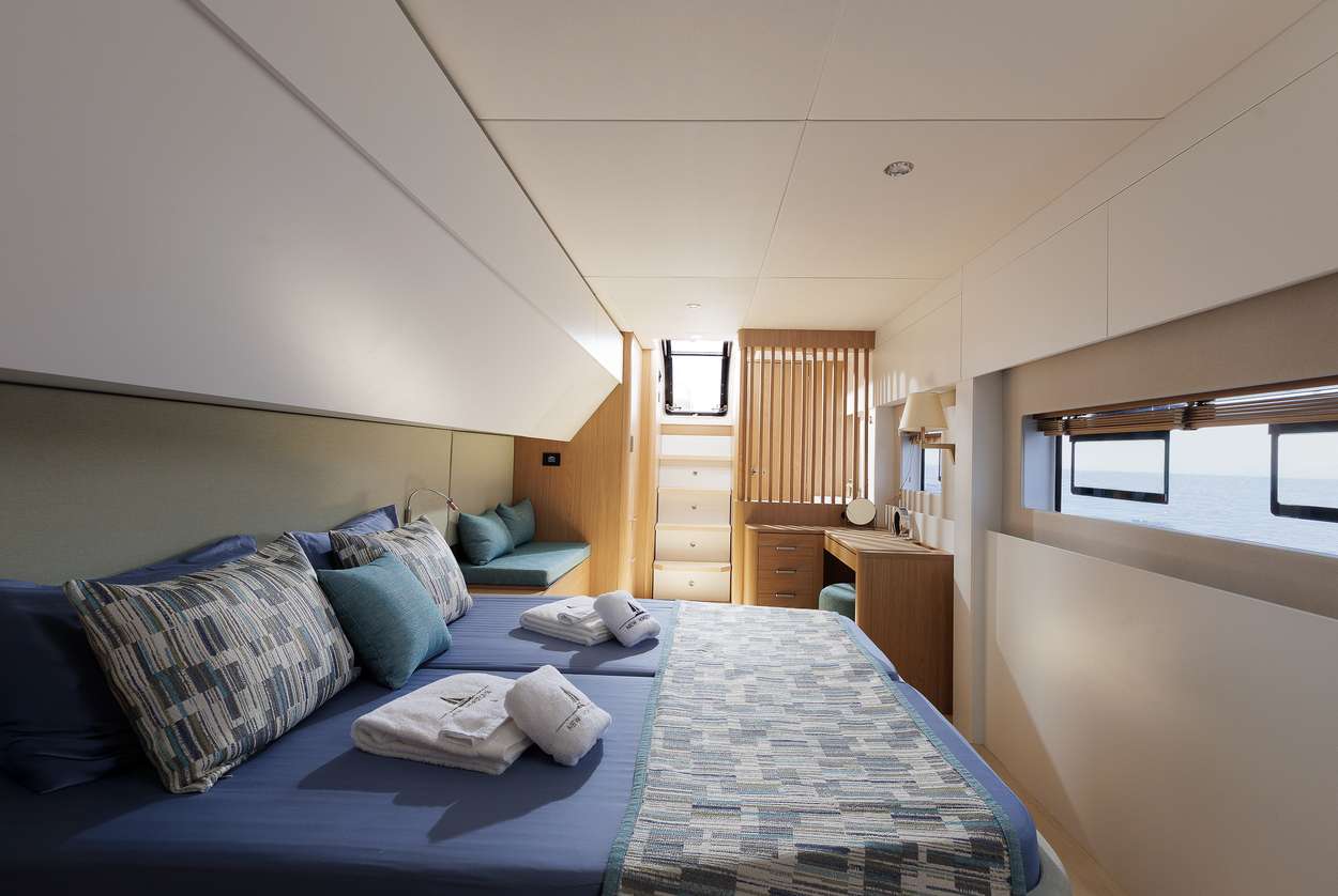yacht-537507