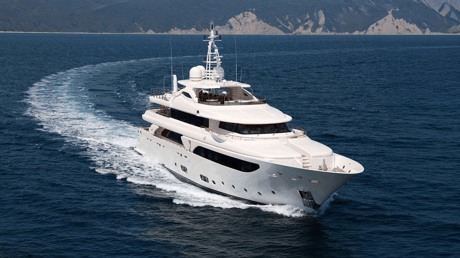 PALATIAL Yacht Charter Greece