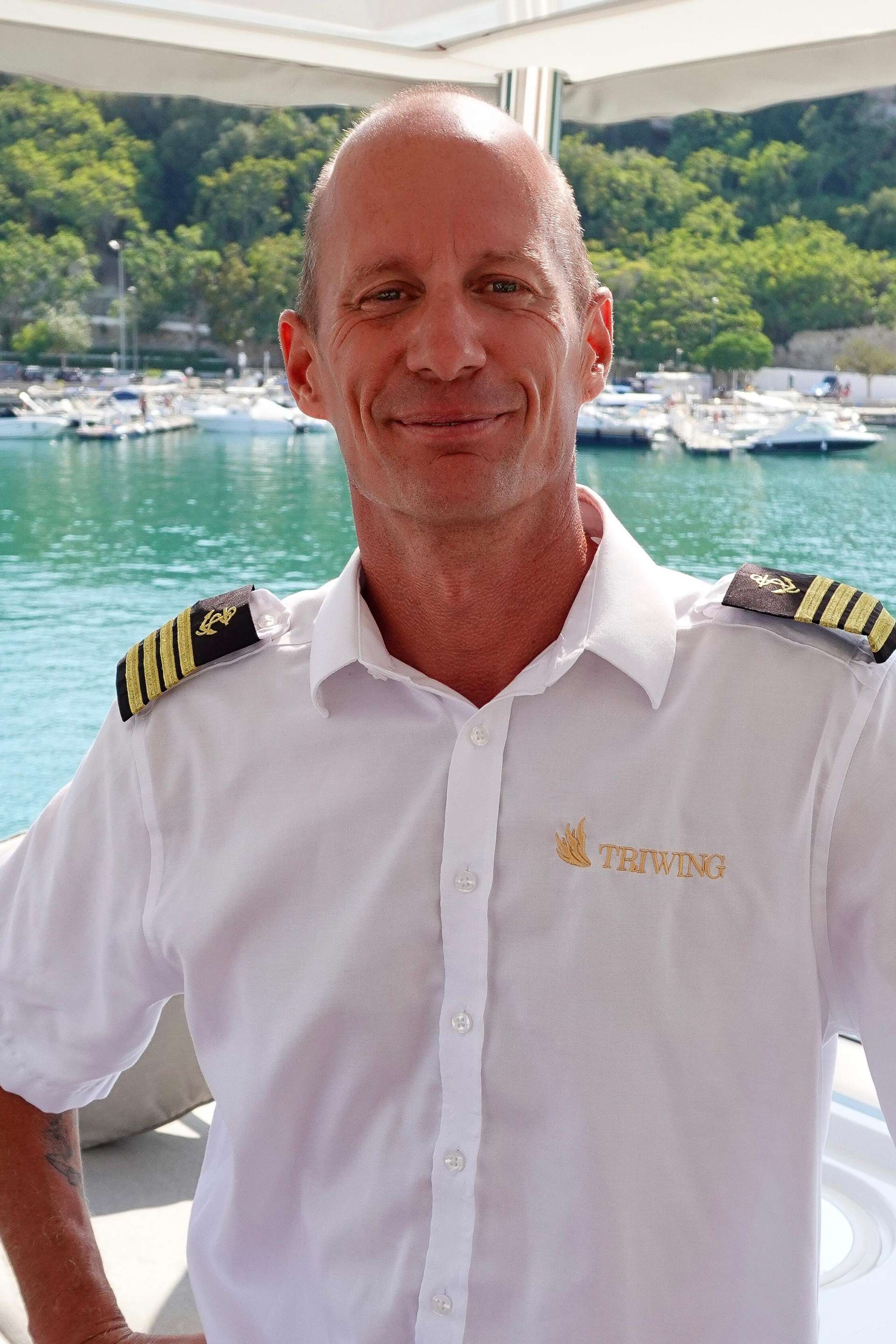 crew-1936673
