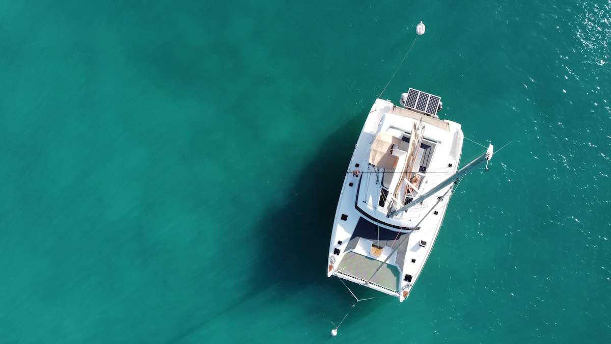 yacht-551217