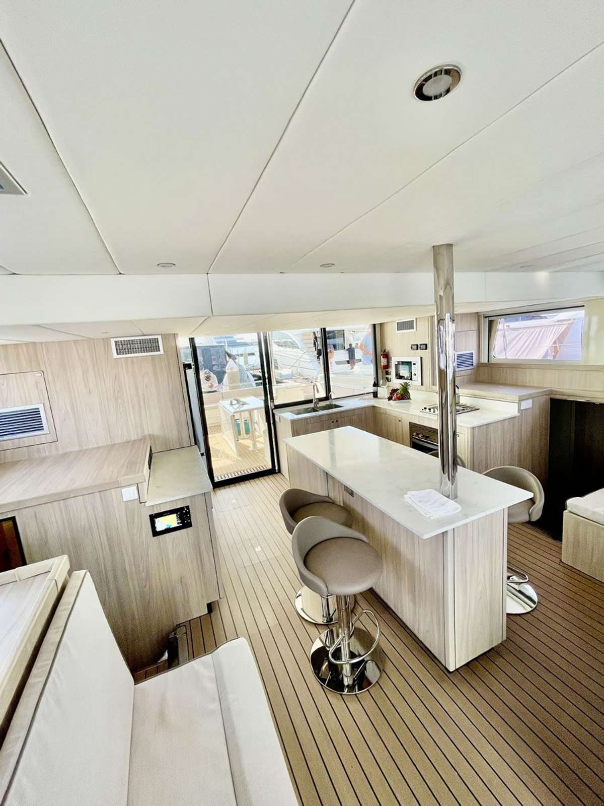 yacht-549808