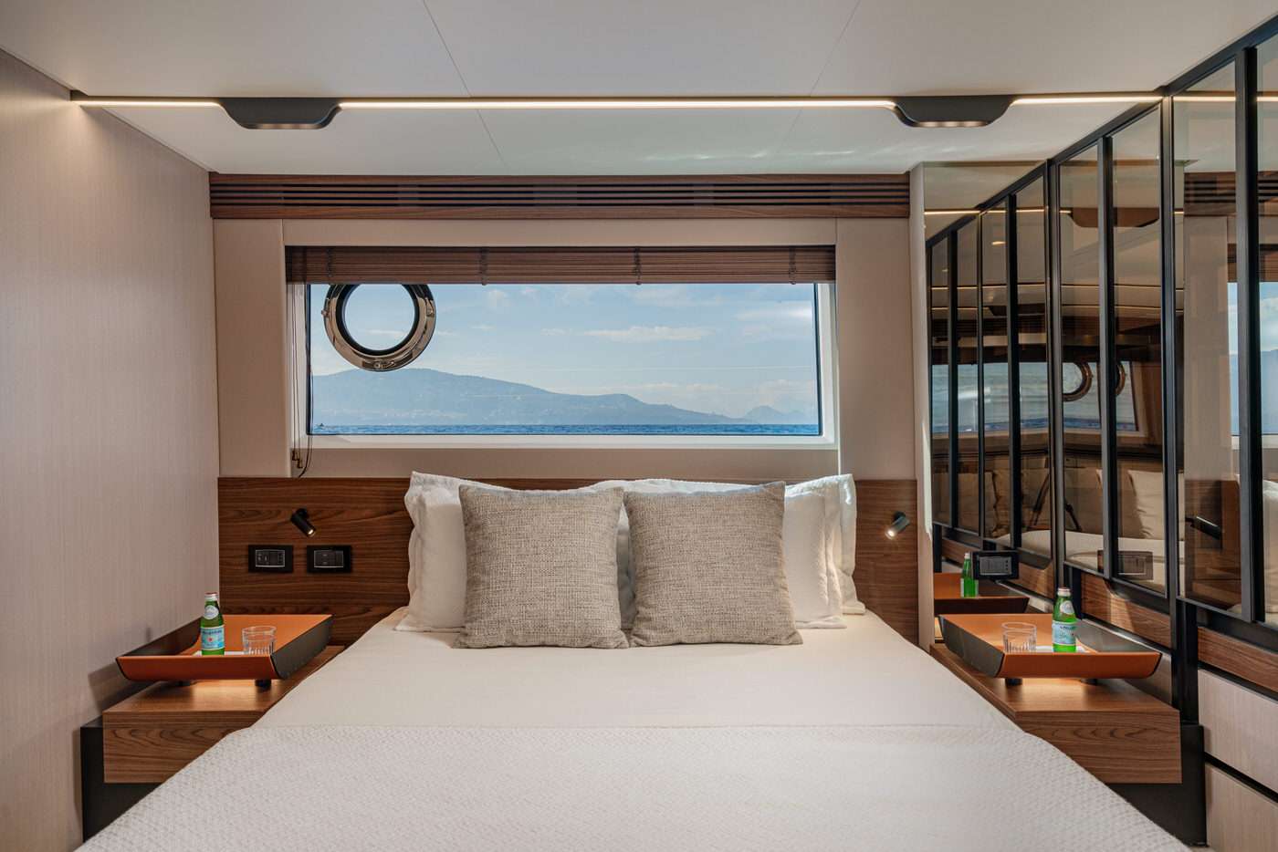 yacht-550401