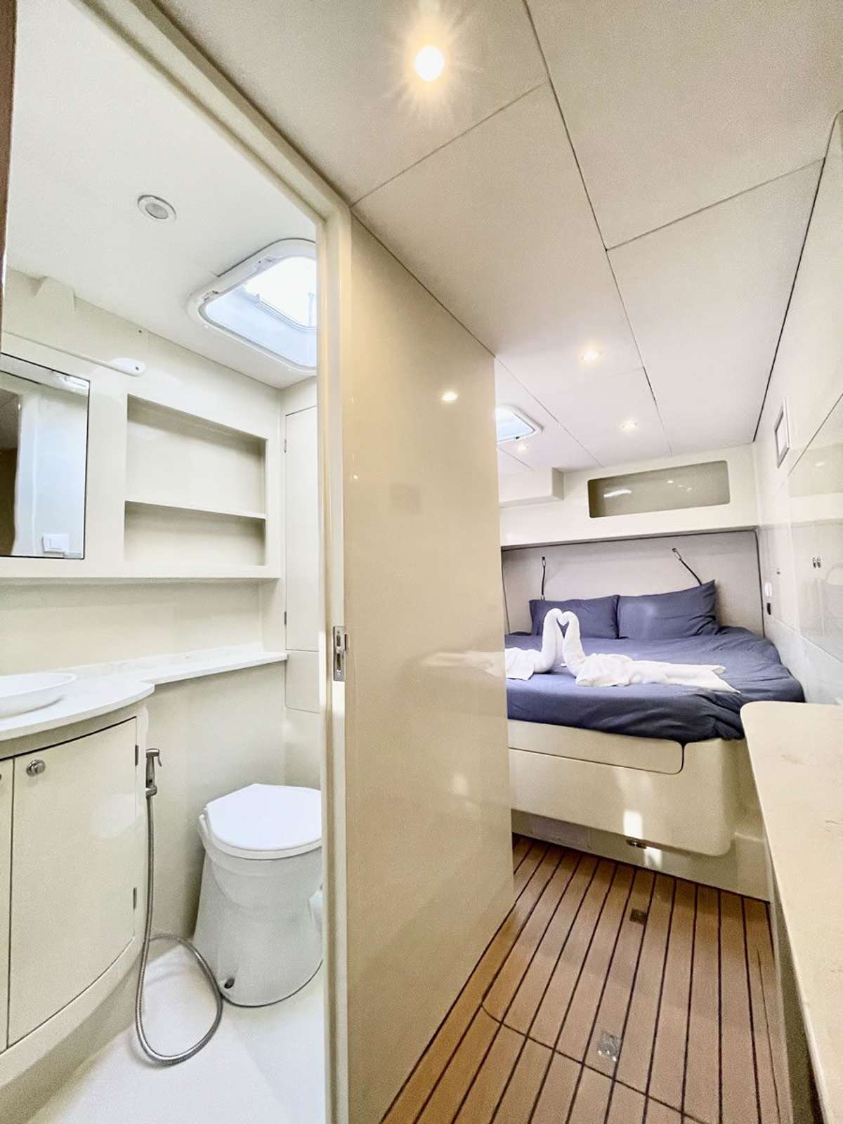 yacht-549807