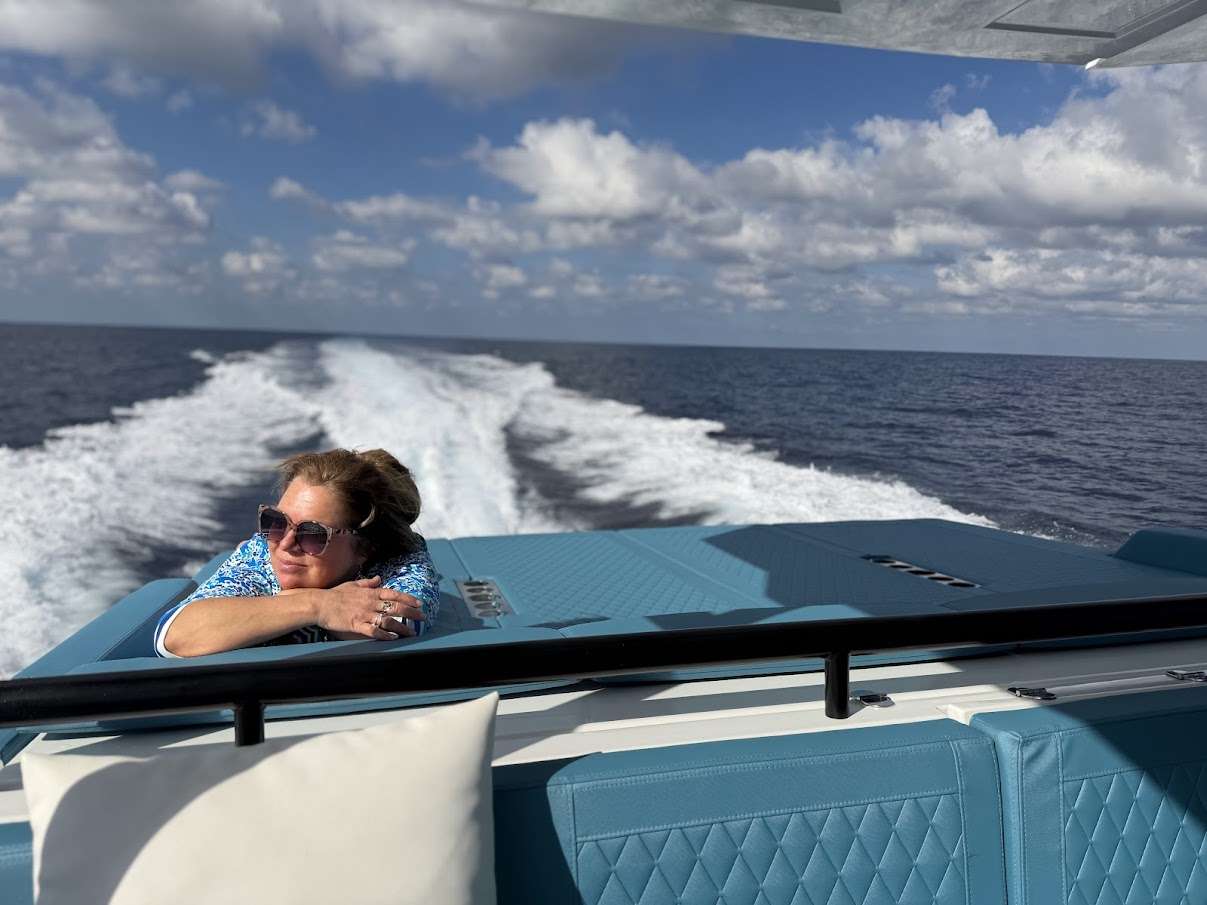 yacht-550631