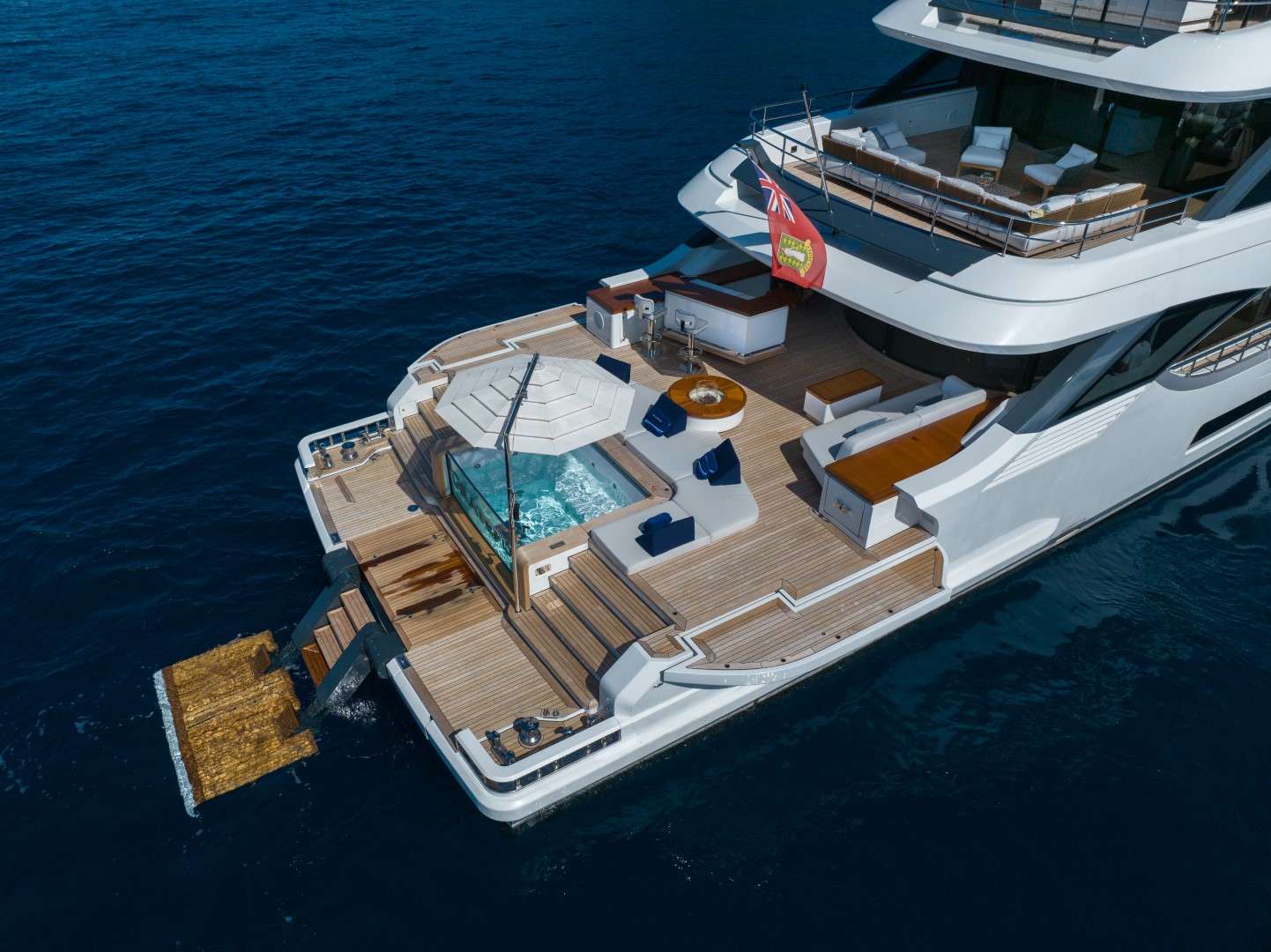 yacht-556998