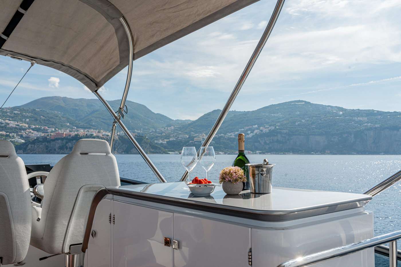 yacht-550405