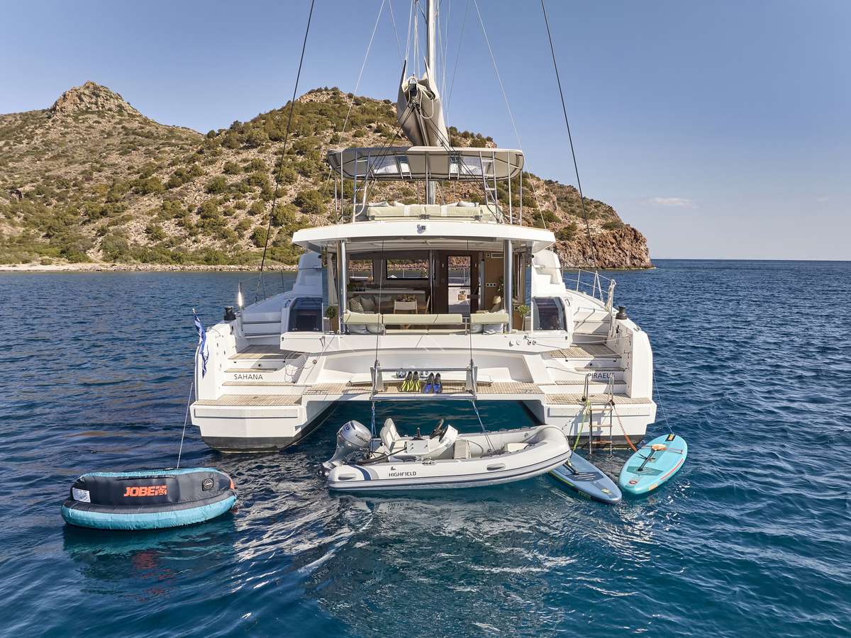yacht-573985