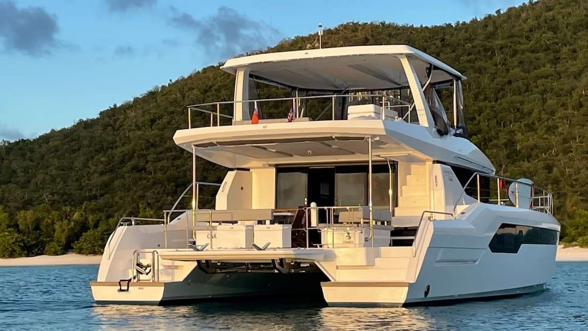 yacht-550971