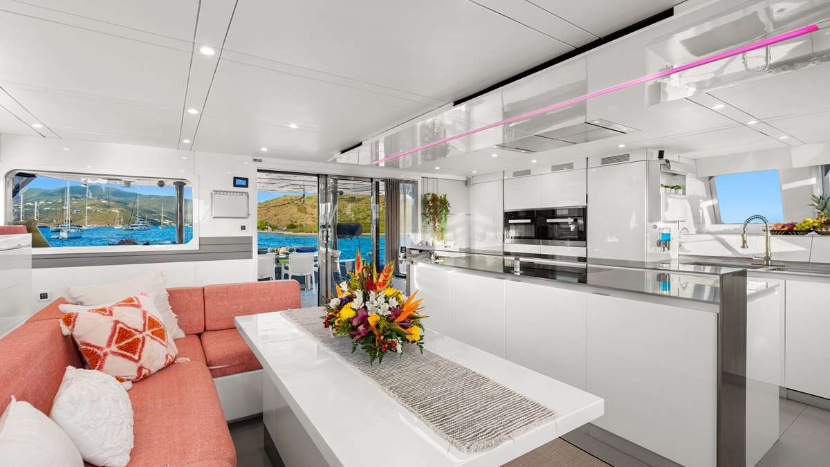 yacht-557953