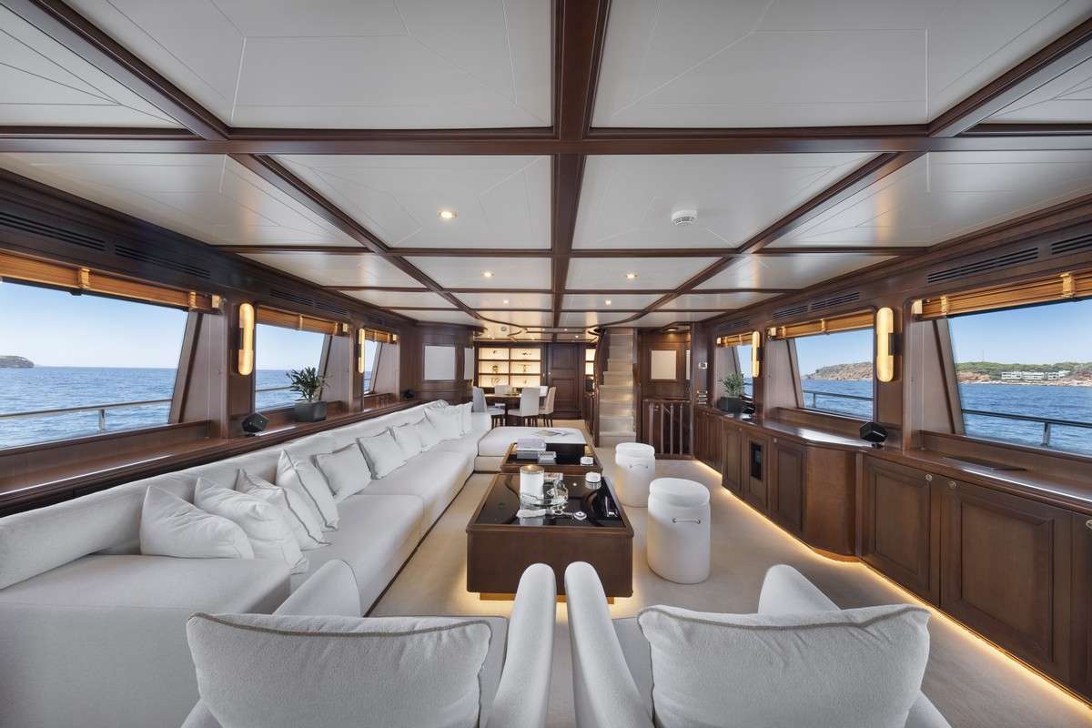 yacht-550756
