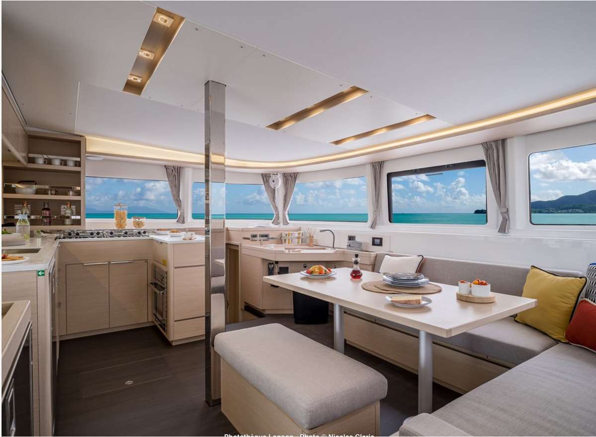 yacht-595694