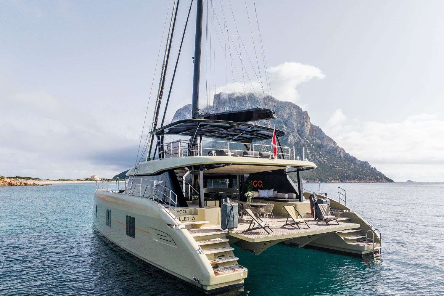 yacht-585375