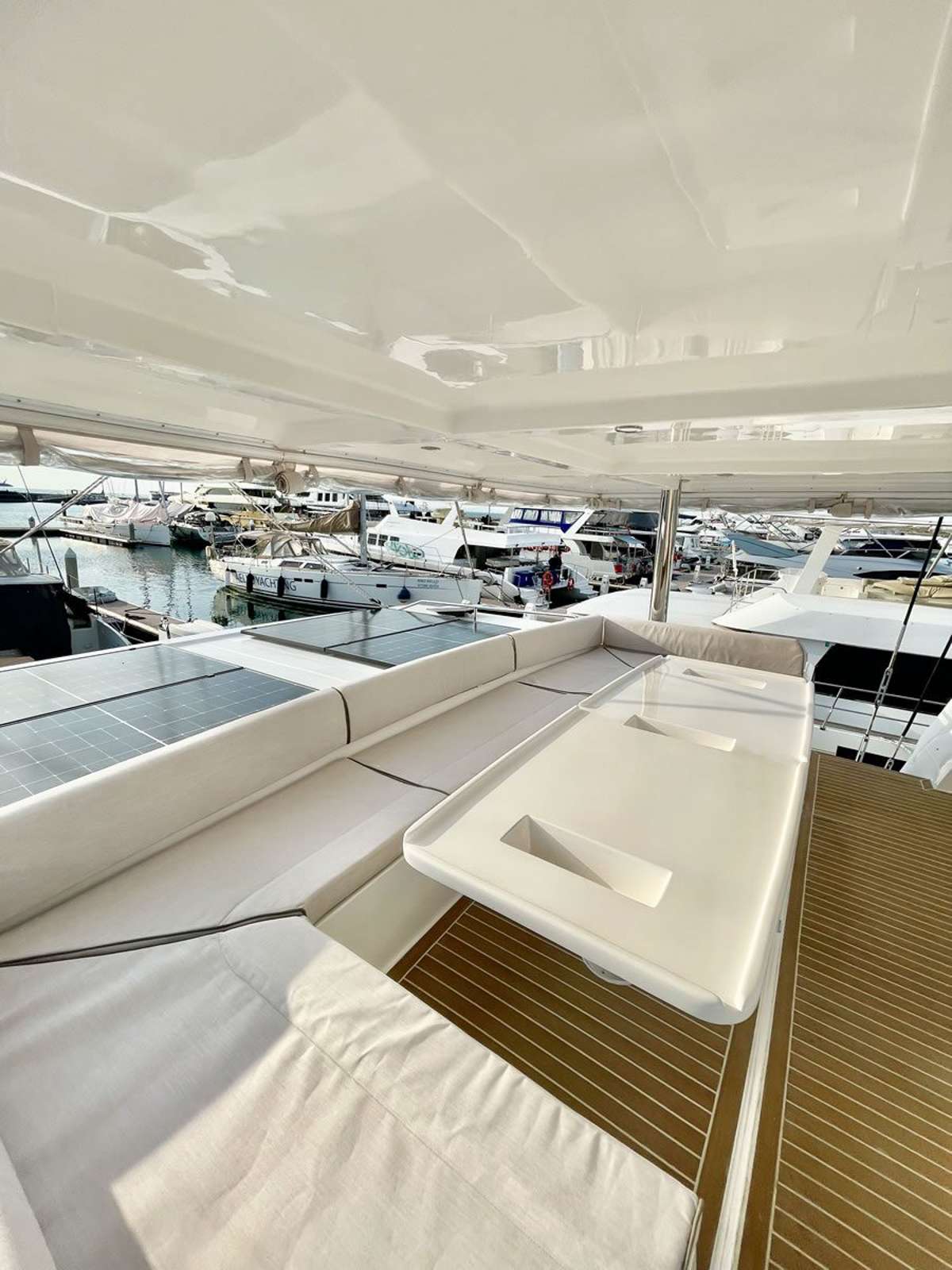 yacht-549804